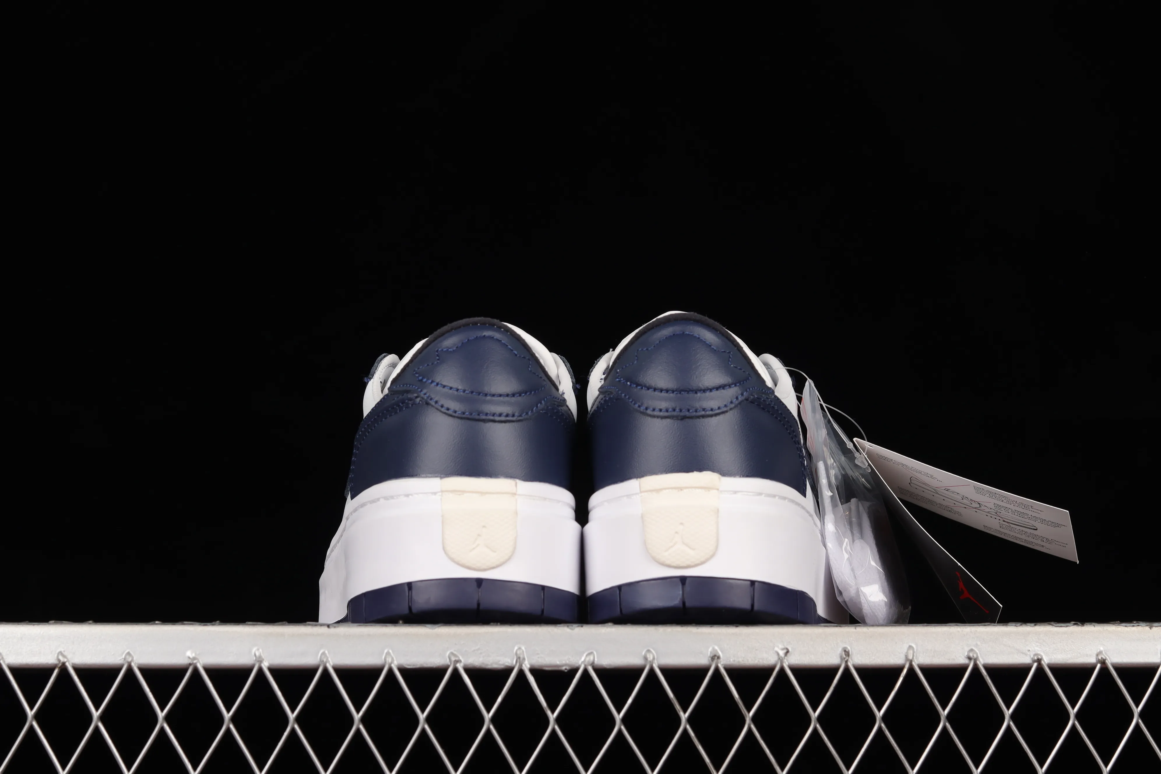 All categories Air Jordan Jordan series basketball shoes Air Jordan 1 Low Air Jordan 1 Elevate Low SE "Wolf Grey" Little AJ thick-soled retro basketball shoes DH7004-141